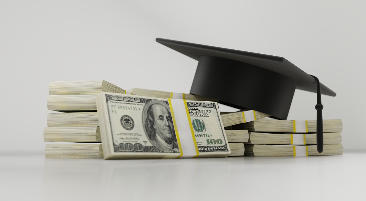 Tips to Pay Off Student Loans Instantly